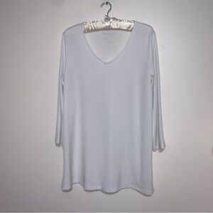 Susan Graver White Long Sleeve V-Neck Top